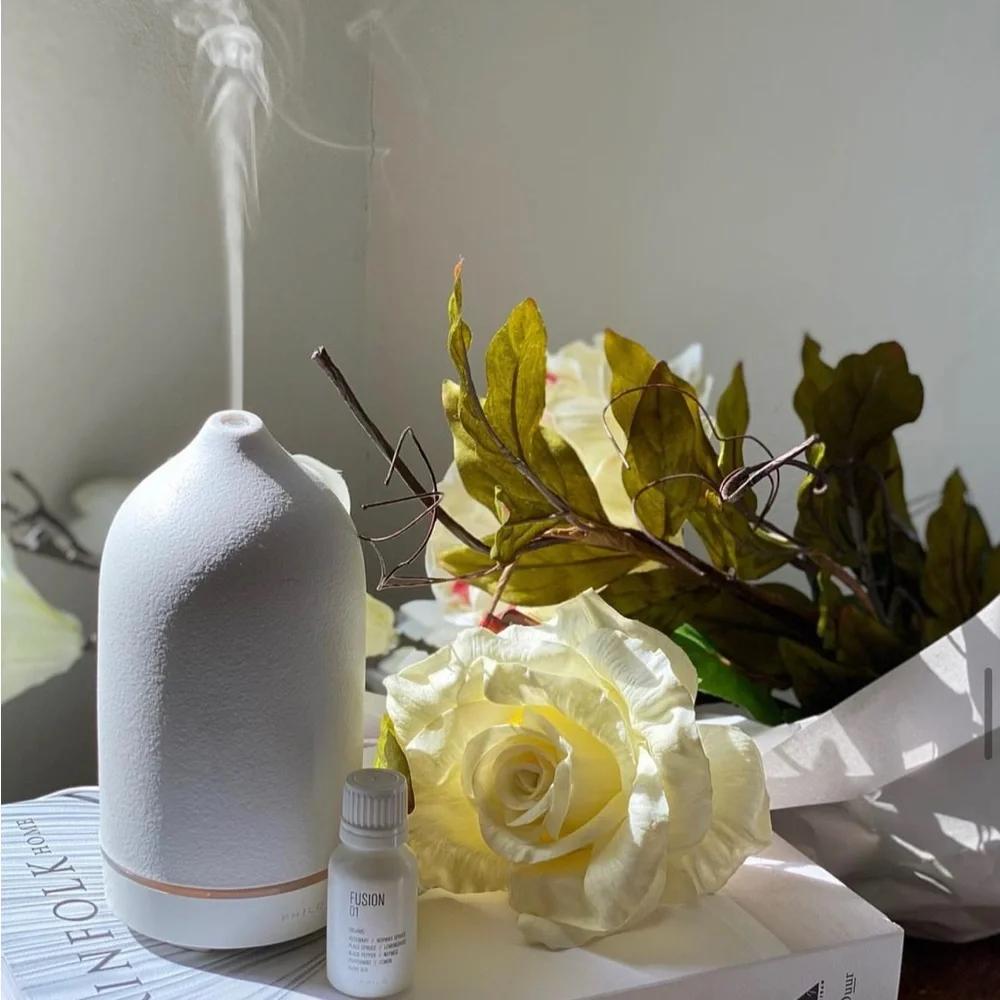 Diffuser White Stone Essentail Oil Diffuser for Minimalist Home Decor PHILO